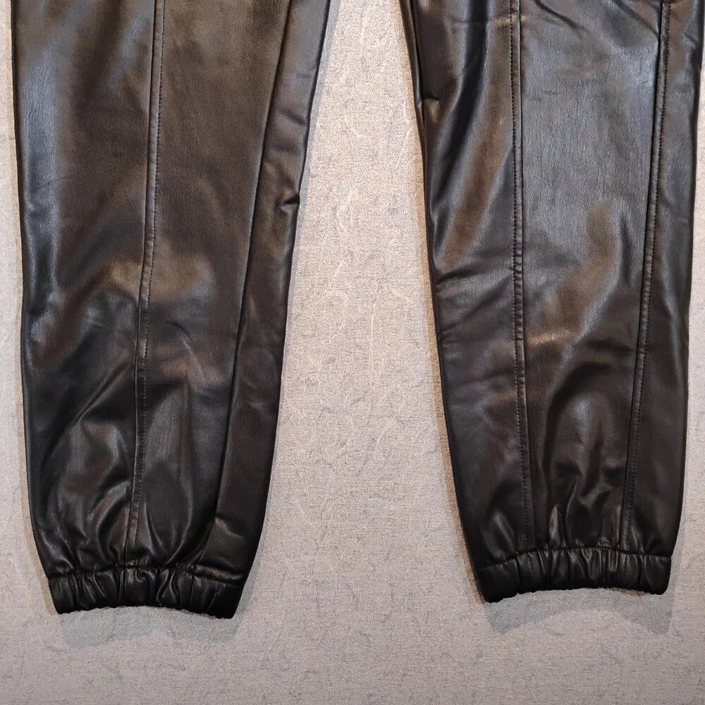 Streetwear Society NWOT Black Vegan Faux Leather Moto Cargo Pants in Size Small - Picture 11 of 12
